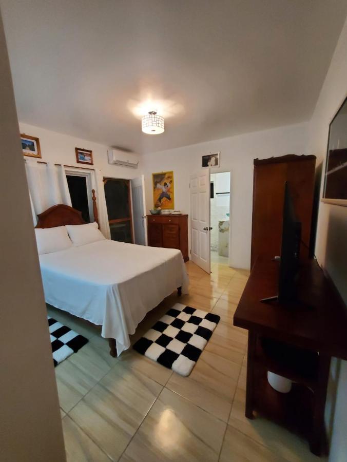 Centrally Located Room - 5 Порт Антонио Екстериор снимка