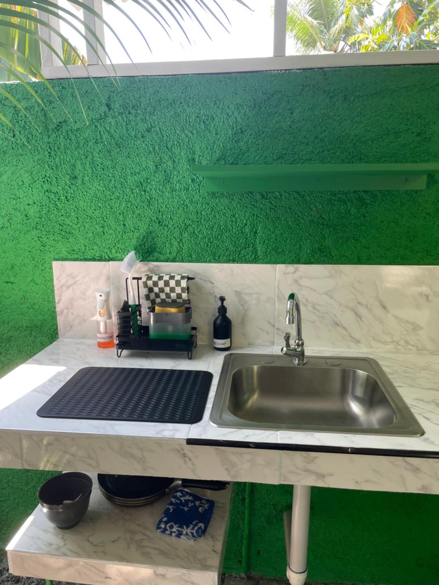 Centrally Located Room - 5 Порт Антонио Екстериор снимка